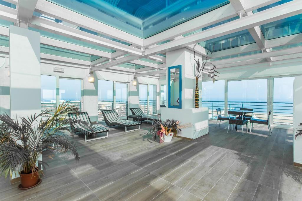 Lido Hotel Residence Чезенатико Екстериор снимка